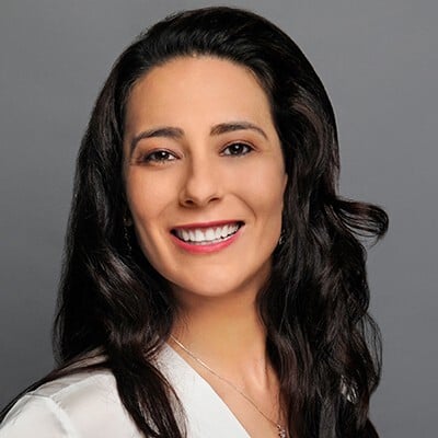 Flaviane Peccin - VISA